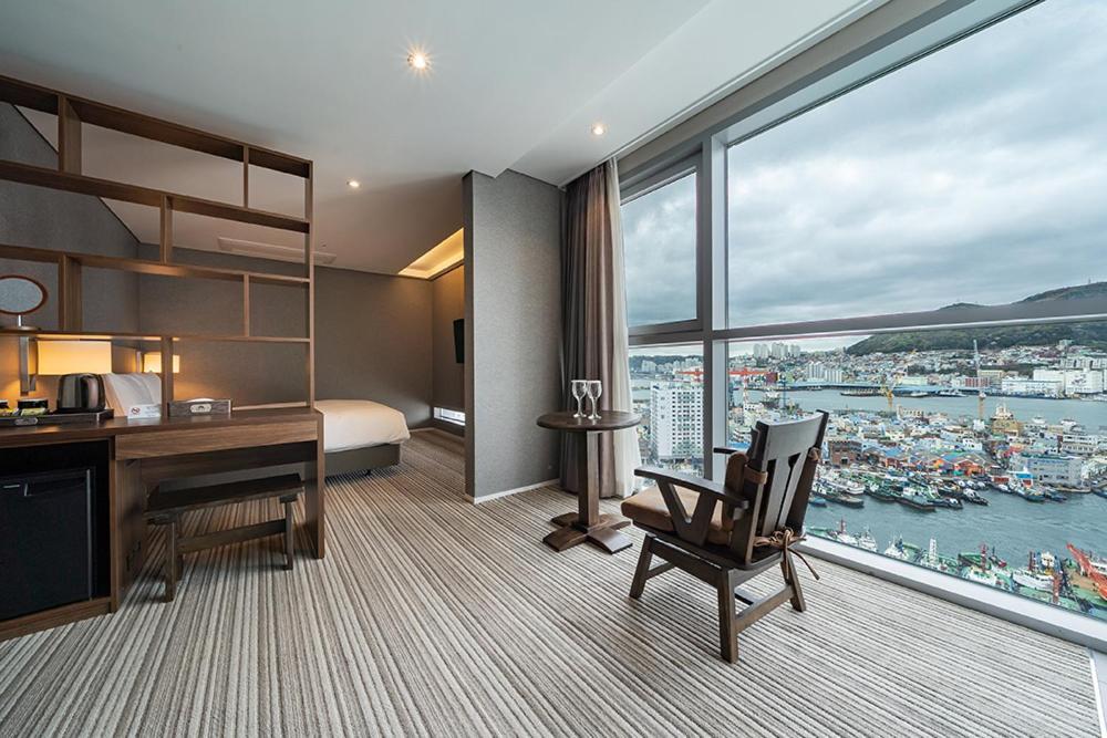 Island Hotel Busan Esterno foto